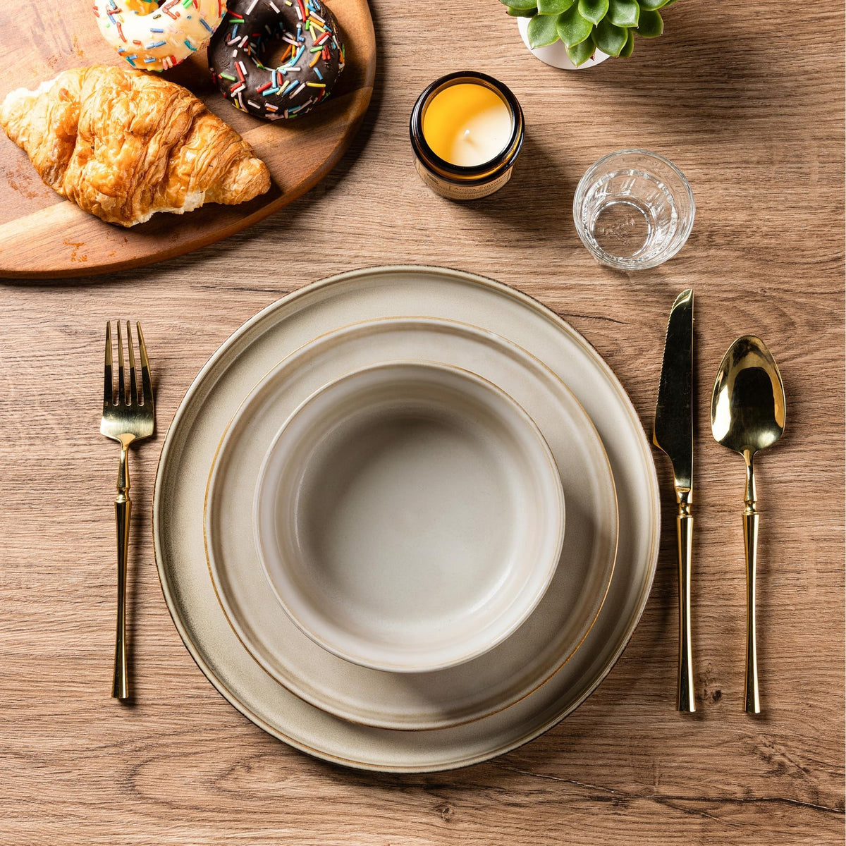 vicase Stoneware Dinnerware Set – Reactive Glaze, Service for 8